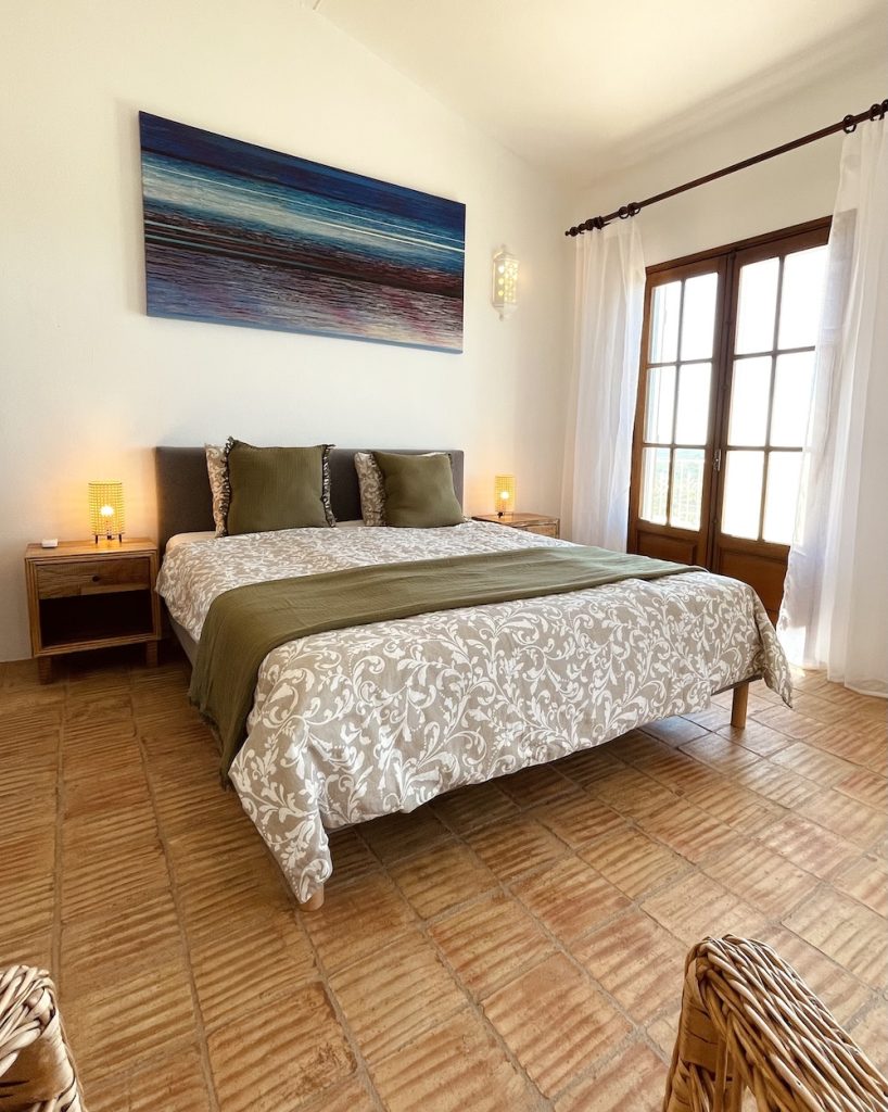 living-formosa-casa-monte-da-vinha-bedroom-upstairs03
